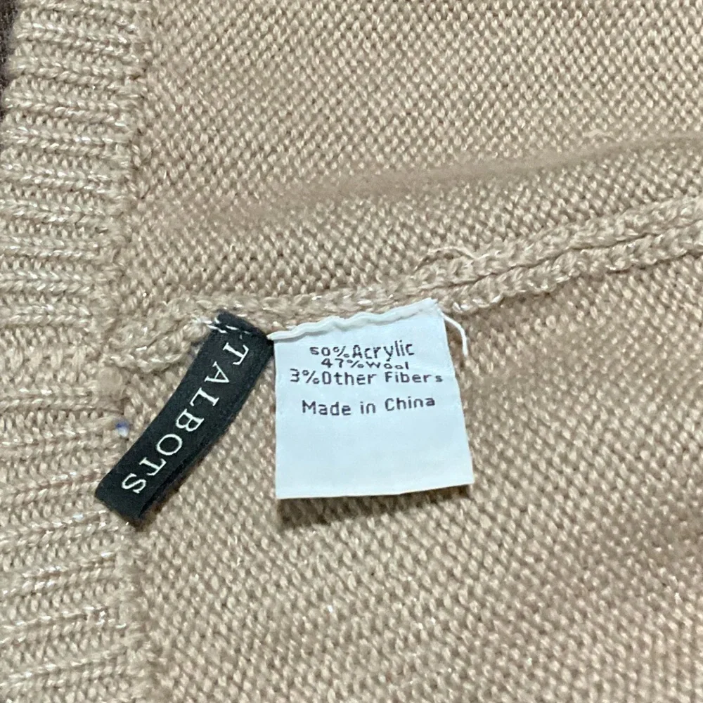 Talbots beanie hat dark tan, lots of silver sparkling (pic doesn’t show it)